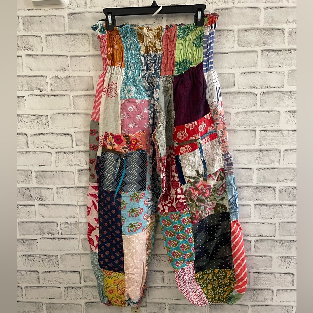 Women’s India Kantha multicolored patchwork balloon cargo pull on pants One Size
